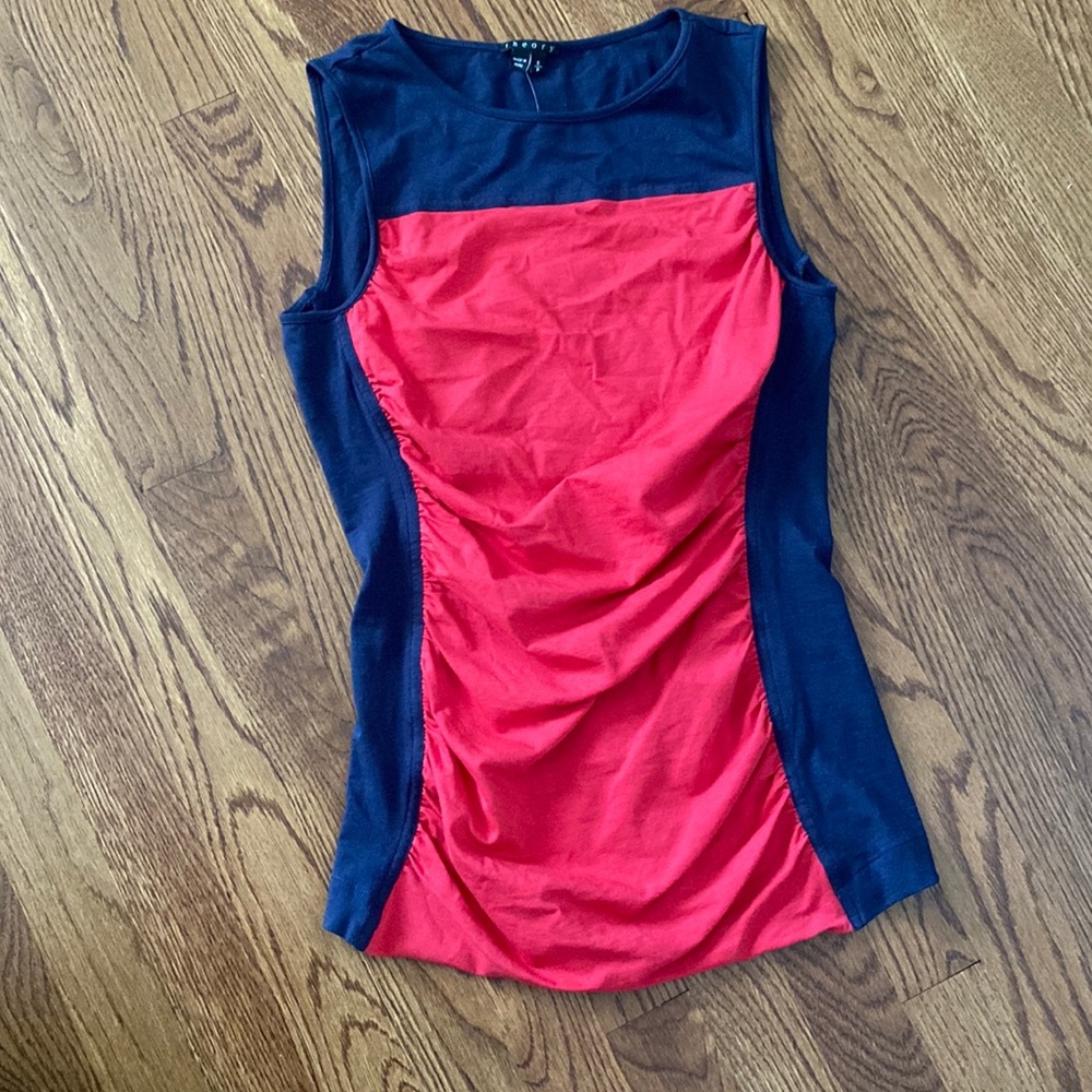 Theory navy and red tank